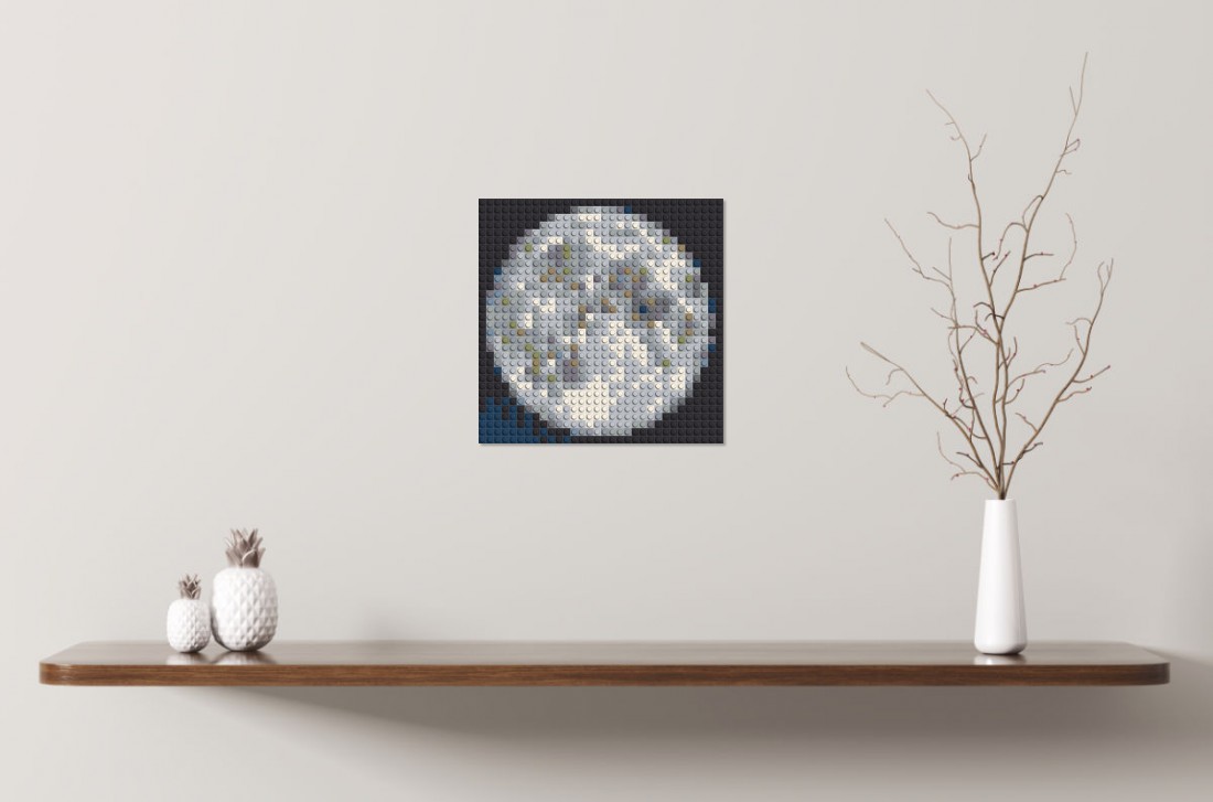 Mosaik-Ansicht auf einem Regal 'Mond' (Simulation)