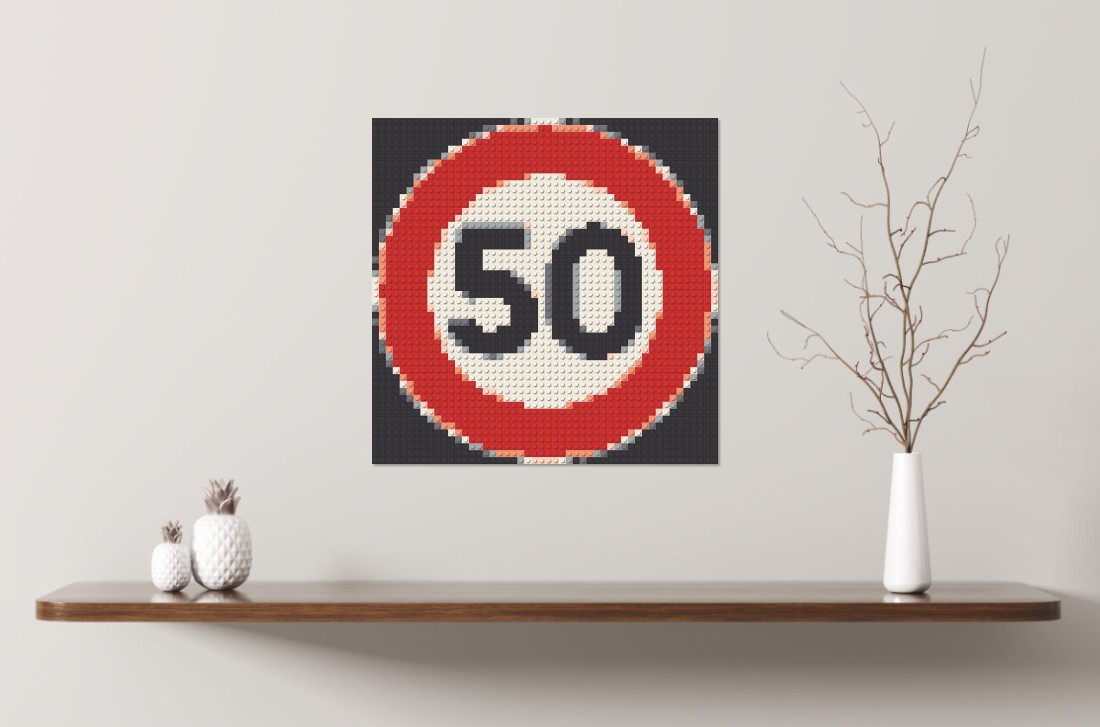 Mosaik-Ansicht auf einem Regal '50 Schild' (Simulation)