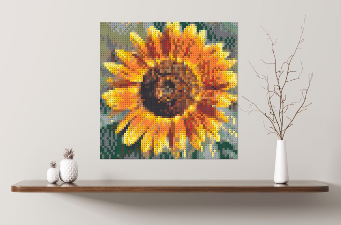 Mosaik-Ansicht auf einem Regal 'Sonnenblume' (Simulation)